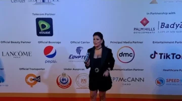 استشارة نفسية تحسم حيرة آمنة حول الإنجاب في الحلقة الثامنة من اللون الأزرق